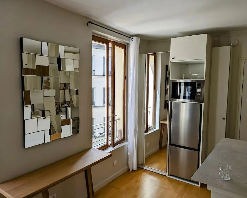 Studio Calme Et Ensoleille Entierement Renove Paris