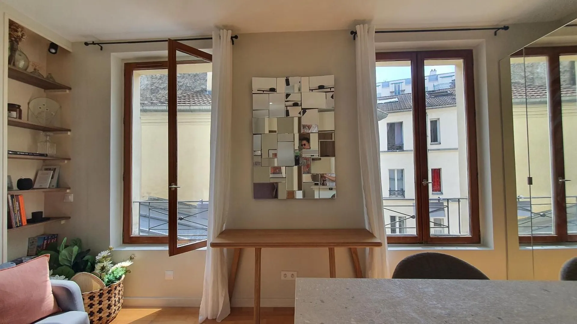 Studio Calme Et Ensoleille Entierement Renove Paris Apartment